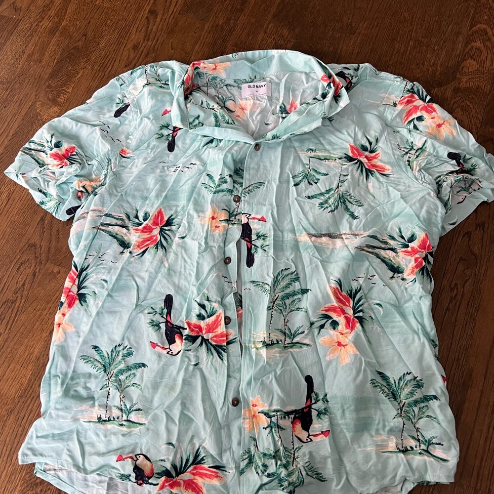 Old Navy Tropical Toucan Print Shirt